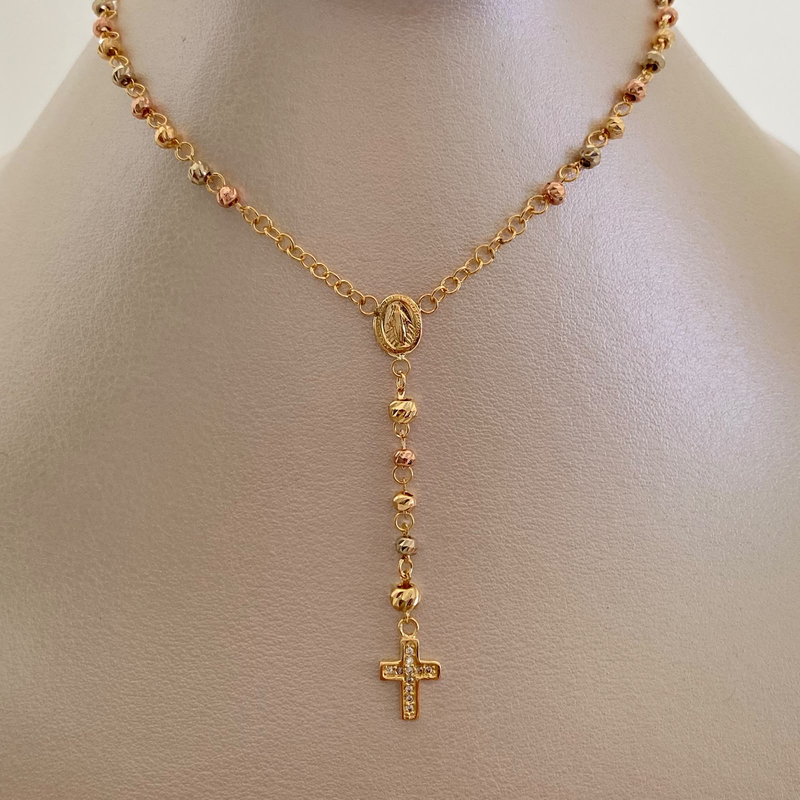 Rosario Virgen Milagrosa Cruz Casting Tres oros 18k 8,05 Gr / 3,2 mm / 60 Cm Broche 0,30