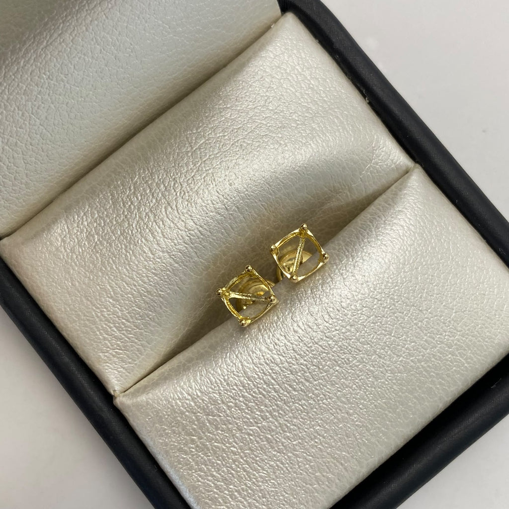 Topos chatones Oro amarillo 18k +3 / 0,8 Gr / 4,8 mm