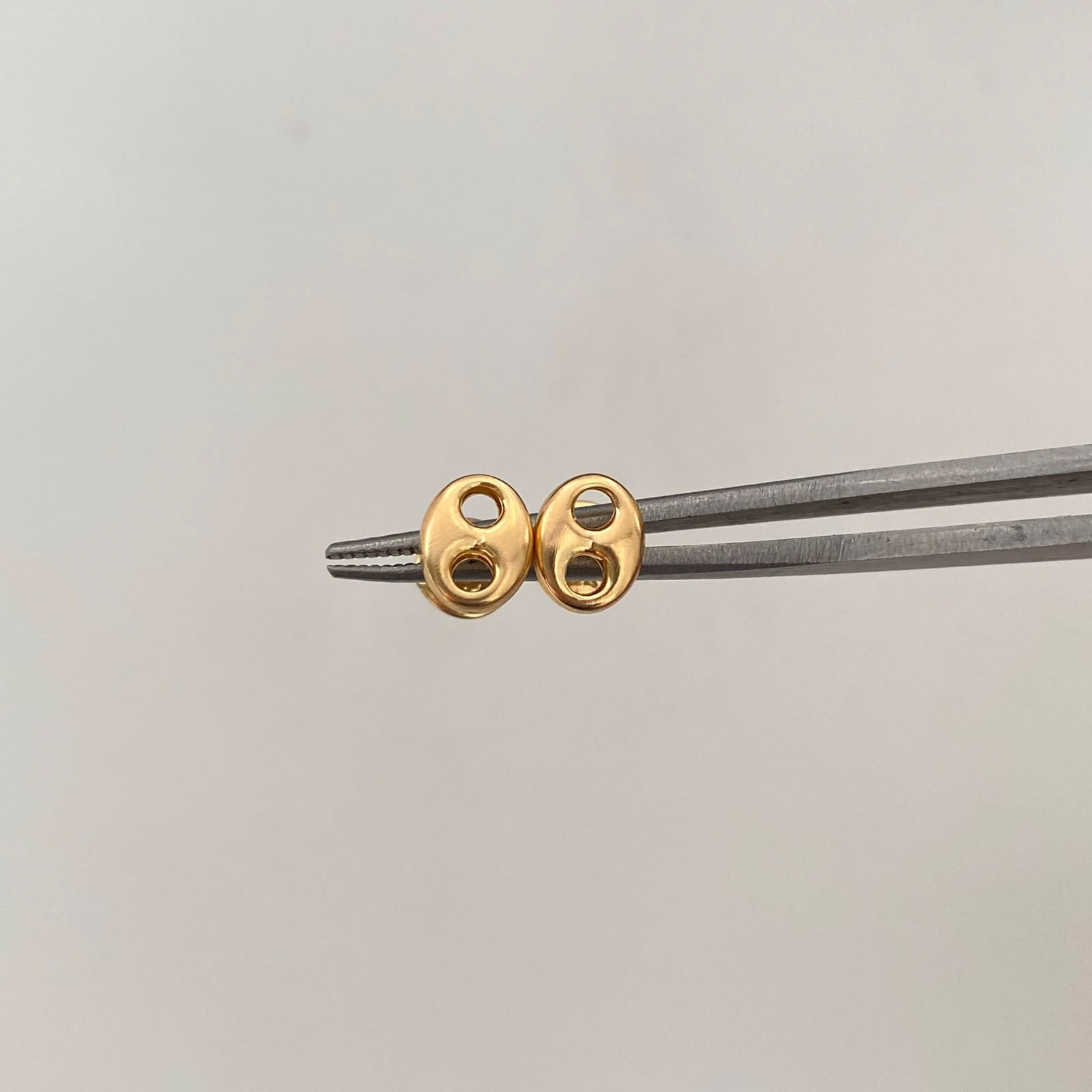 Topos Gc Liso Oro amarillo 18k 0,6 Gr / 5,6 mm