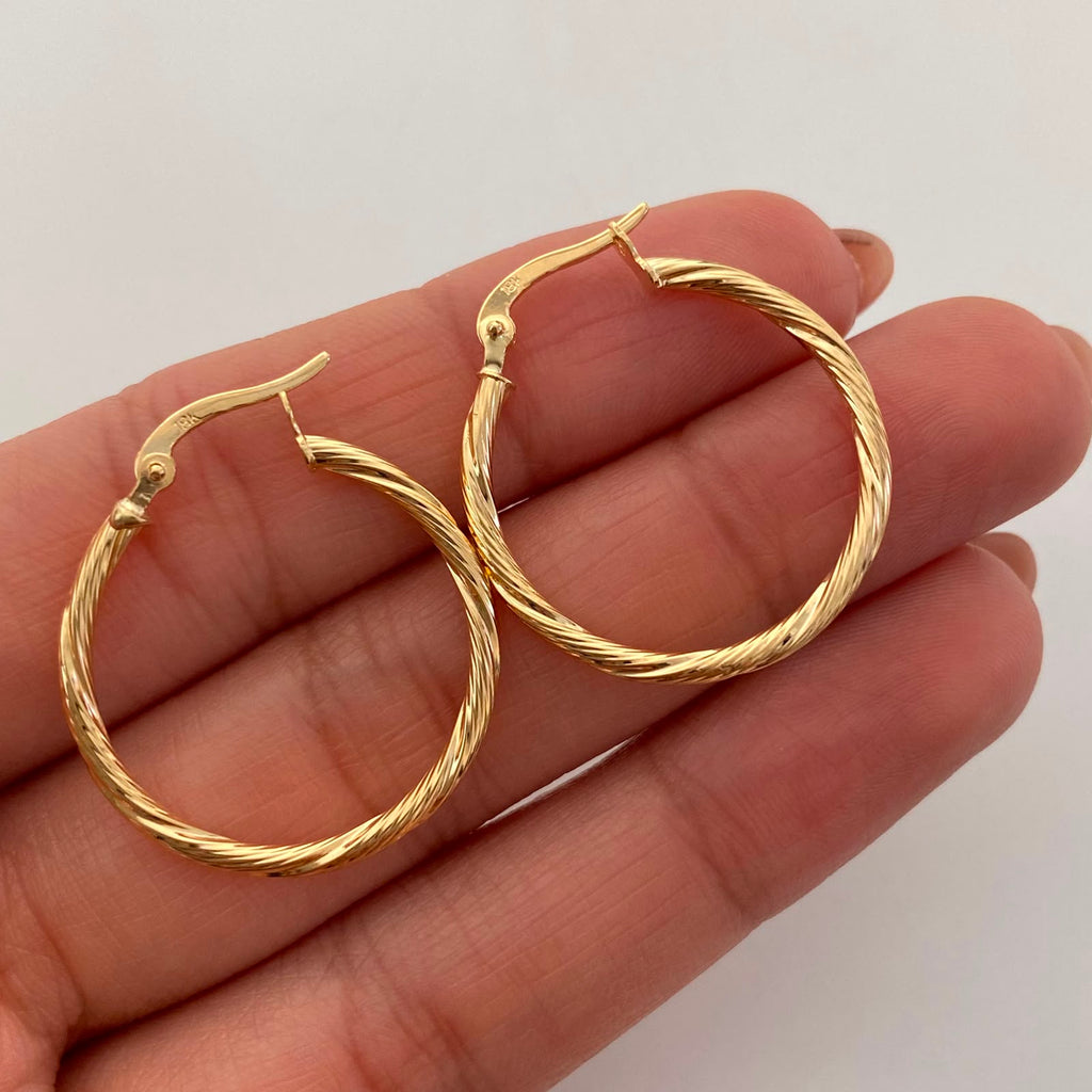 Candonga Entorchada Oro amarillo 18k 1,5 Gr / 2,6 Cm