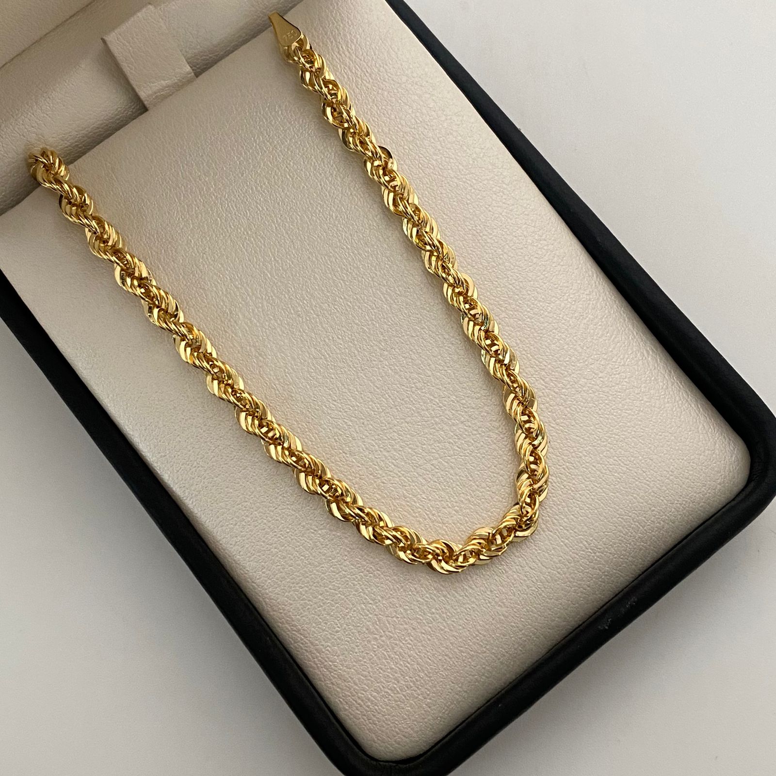 Pulso It Lazo Oro amarillo 18k +1 / 3,65 Gr / 4,2 mm / 20 Cm