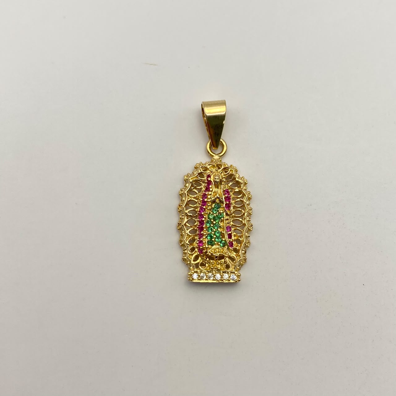 Dije Virgen de guadalupe circones multicolor Oro amarillo 18k 2,95 Gr / 12,5 mm / 3 Cm