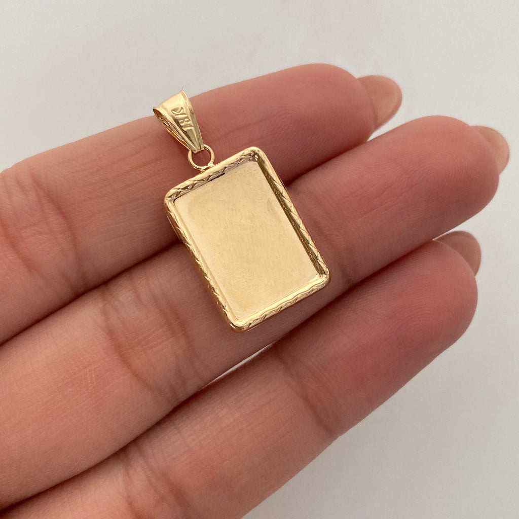 Dije Placa Fotograbado Oro amarillo 18k 1,5 Gr / 13,4 mm / 2,7 Cm