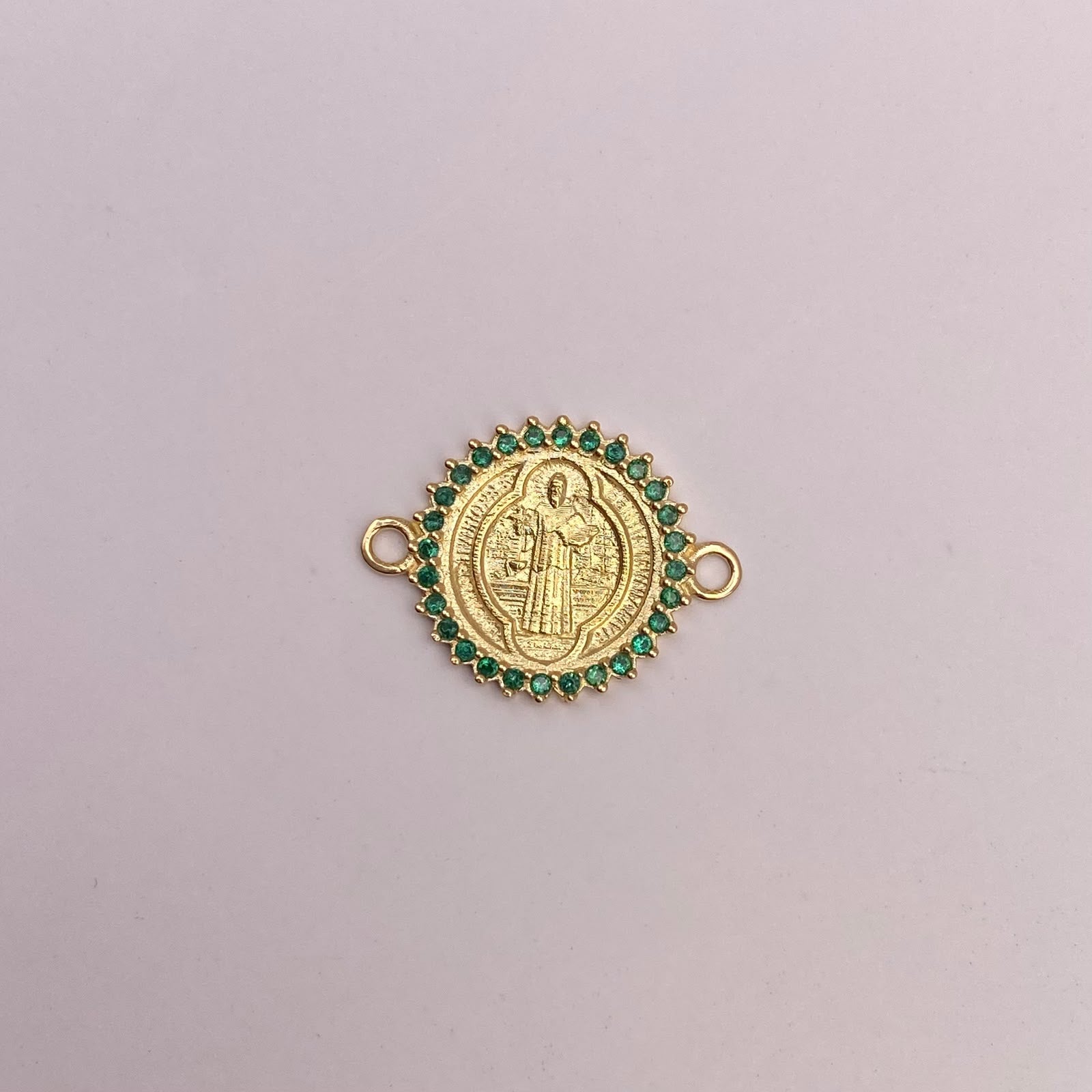 Herraje san benito circones verdes Oro amarillo 18k 1,45 Gr / 2 Cm
