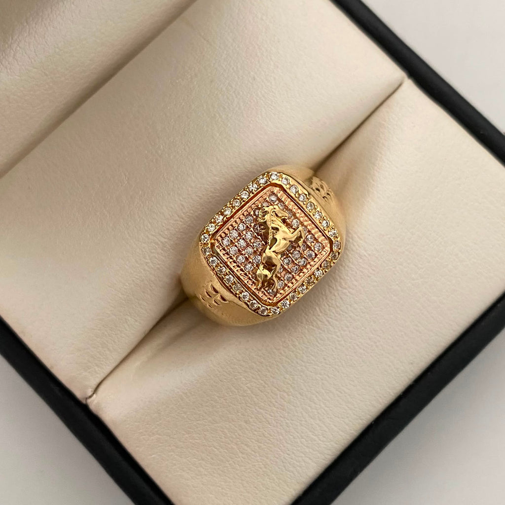 Anillo Cuadrado Caballo Casting Oro amarillo 18k / Talla 10 1/2 / 8 Gr / 7 mm