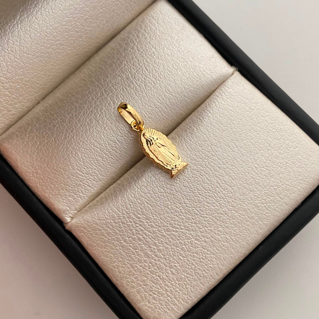 Dije Virgen de Guadalupe Silueta Oro amarillo 18k 0,35 Gr / 5,4 mm / 1,7 Cm