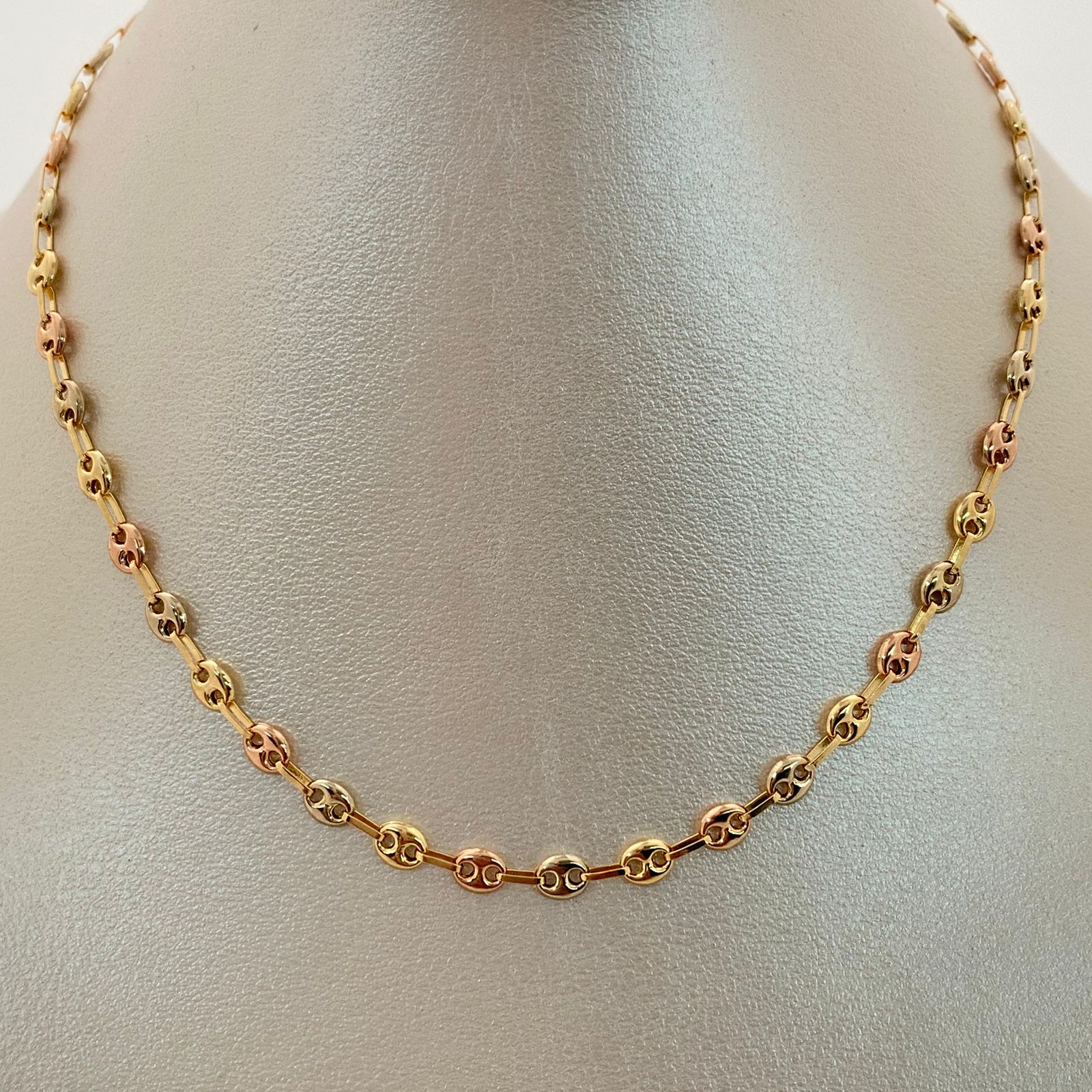Cadena Gc Tres oros 18k 8,00 Gr / 4,2 mm / 60 Cm Broche 0,40