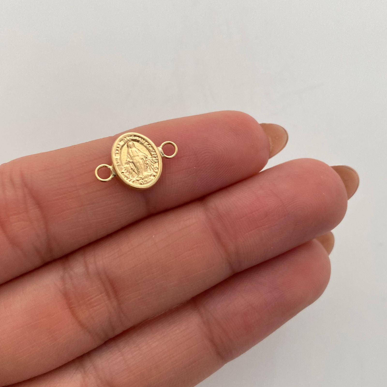Herraje Virgen Milagrosa Oro amarillo 18k 0,5 Gr / 1,2 Cm