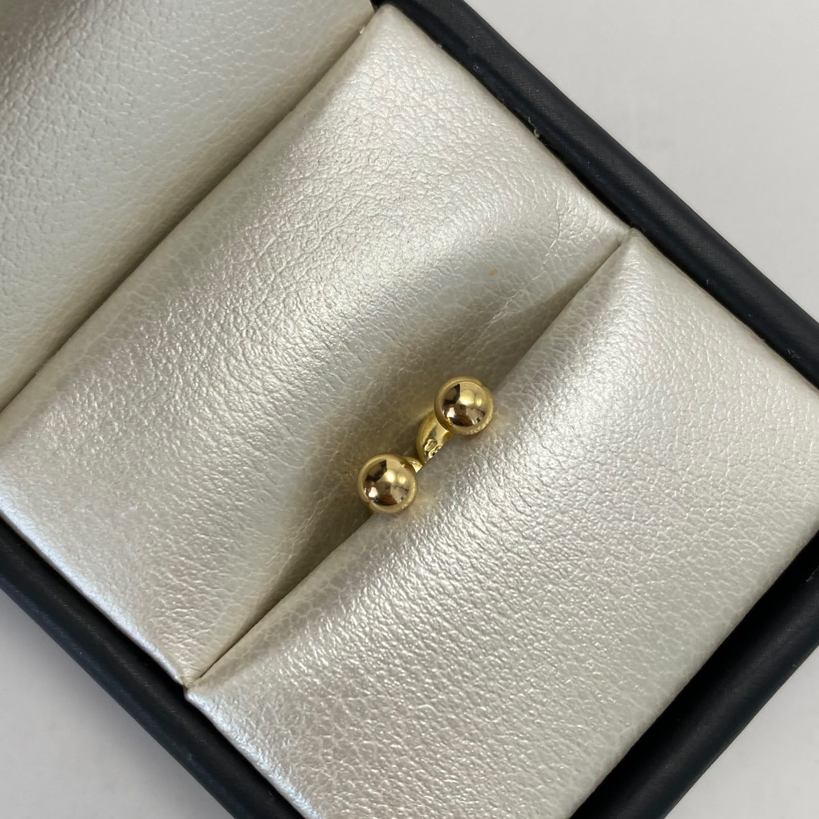 Topos bola lisa 4mm Oro amarillo 18k 0,45 Gr