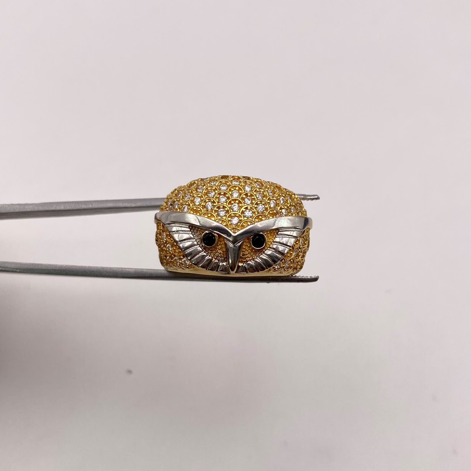 Anillo buho Oro amarillo y Oro blanco 18k / Talla 10 / 12,20 Gr / 6,52 mm