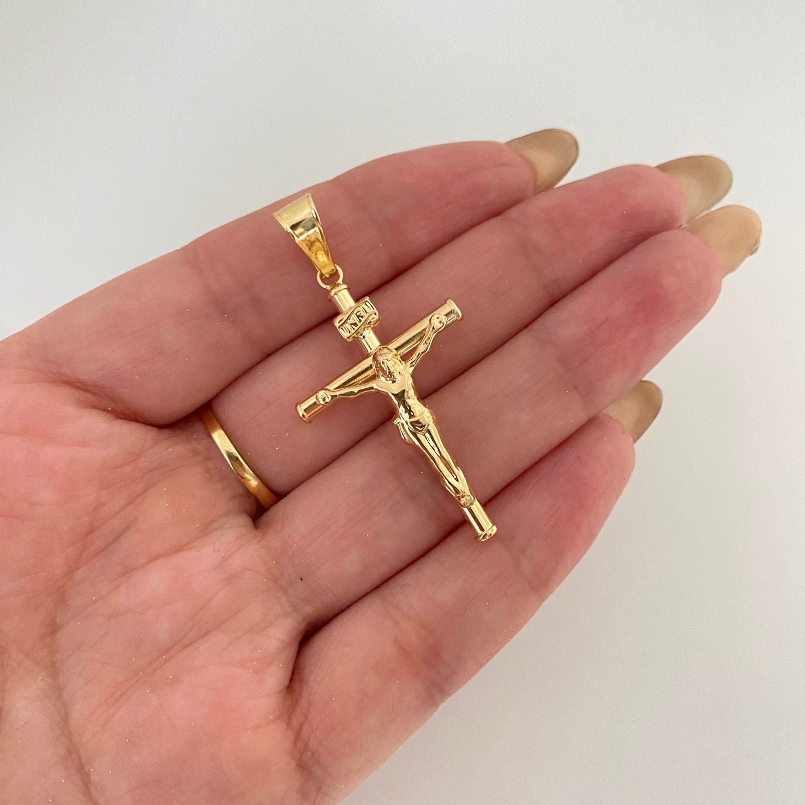 Dije cruz cristo tubular Oro amarillo 18k 2,75 Gr / 5,0 Cm