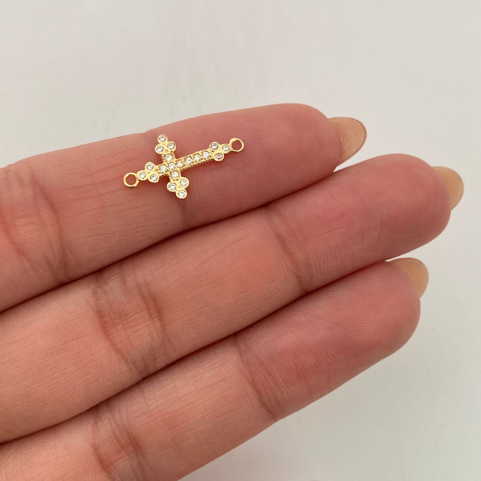 Herraje Cruz Casting Blanca Oro amarillo 18k 0,55 Gr / 1,6 Cm