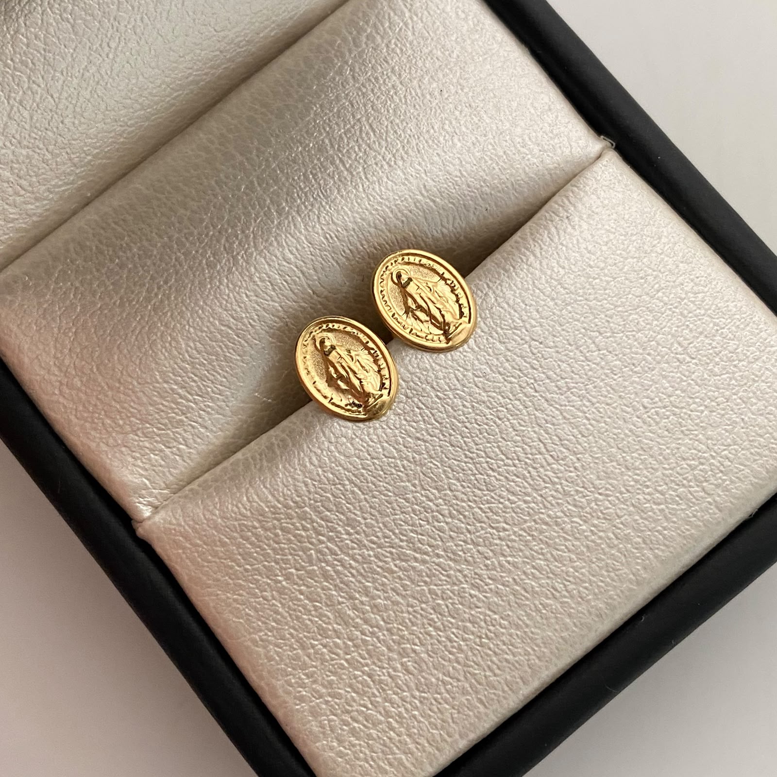 Topos Virgen Milagrosa Oro amarillo 18k 0,65 Gr / 6,2 mm