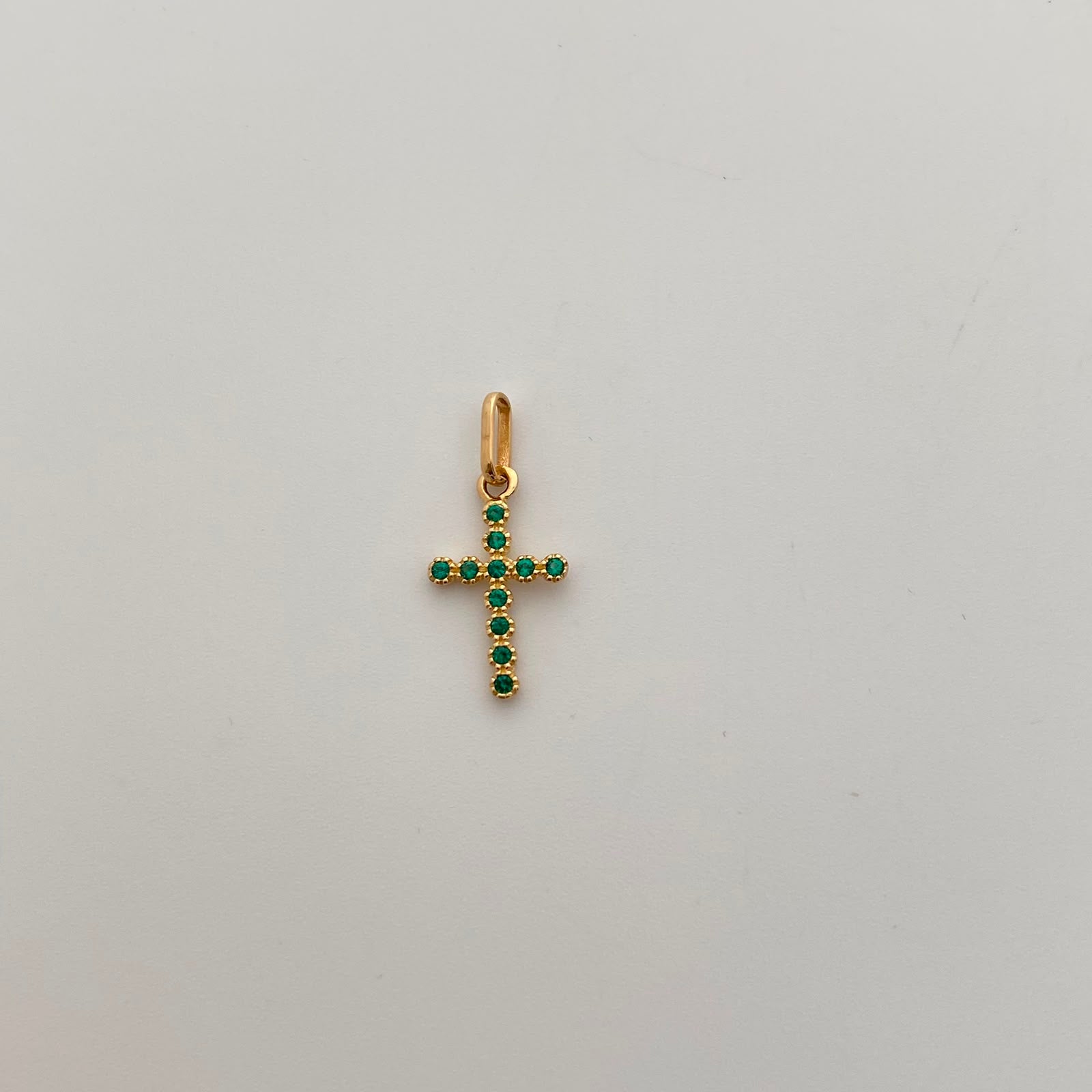 Dije Cruz Circulos Circon Verde Oro amarillo 18k 0,7 Gr / 9,8 mm / 2,2 Cm