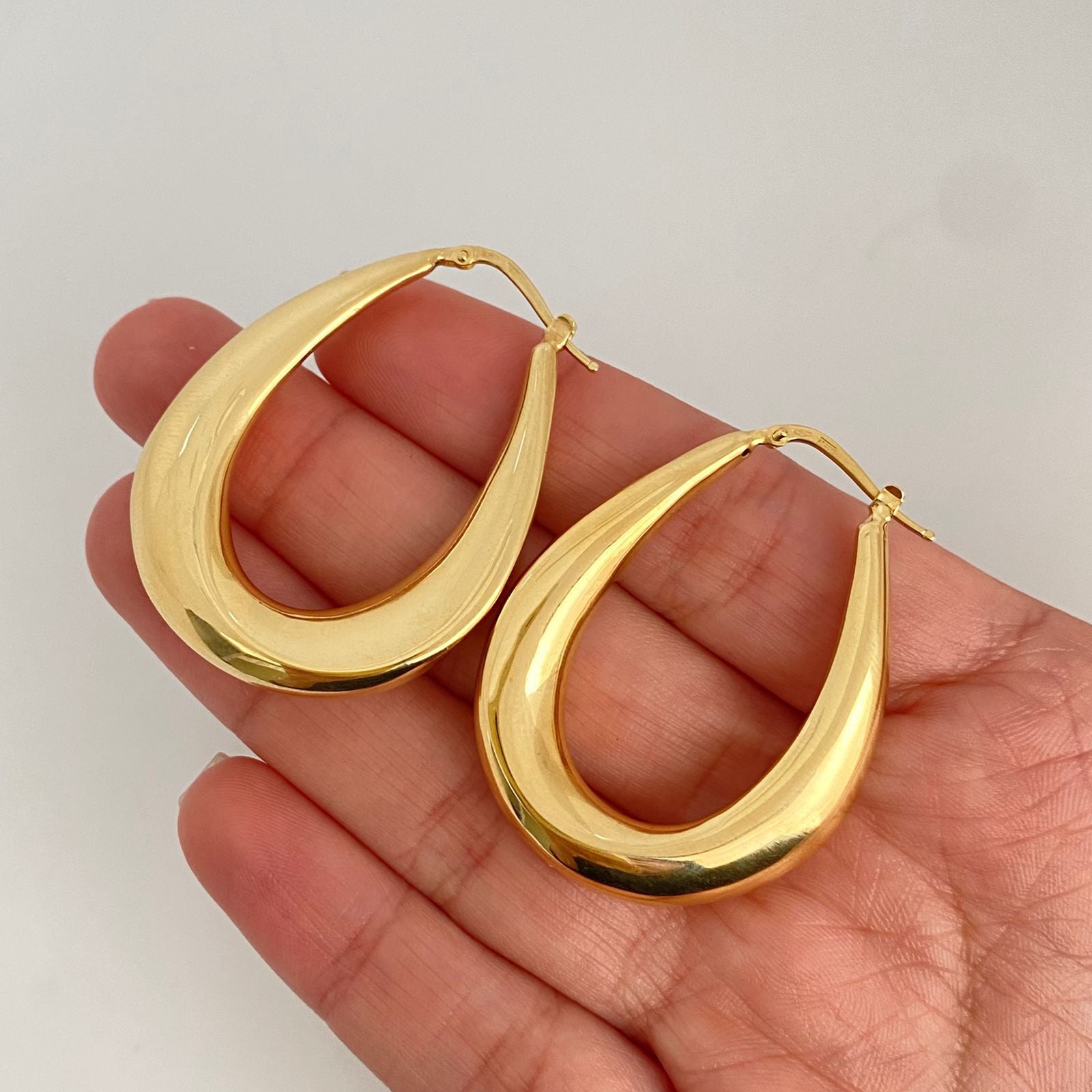 Candonga It ovalada troquel (Joya) Oro amarillo 18k 6,45 Gr / 4,0 Cm