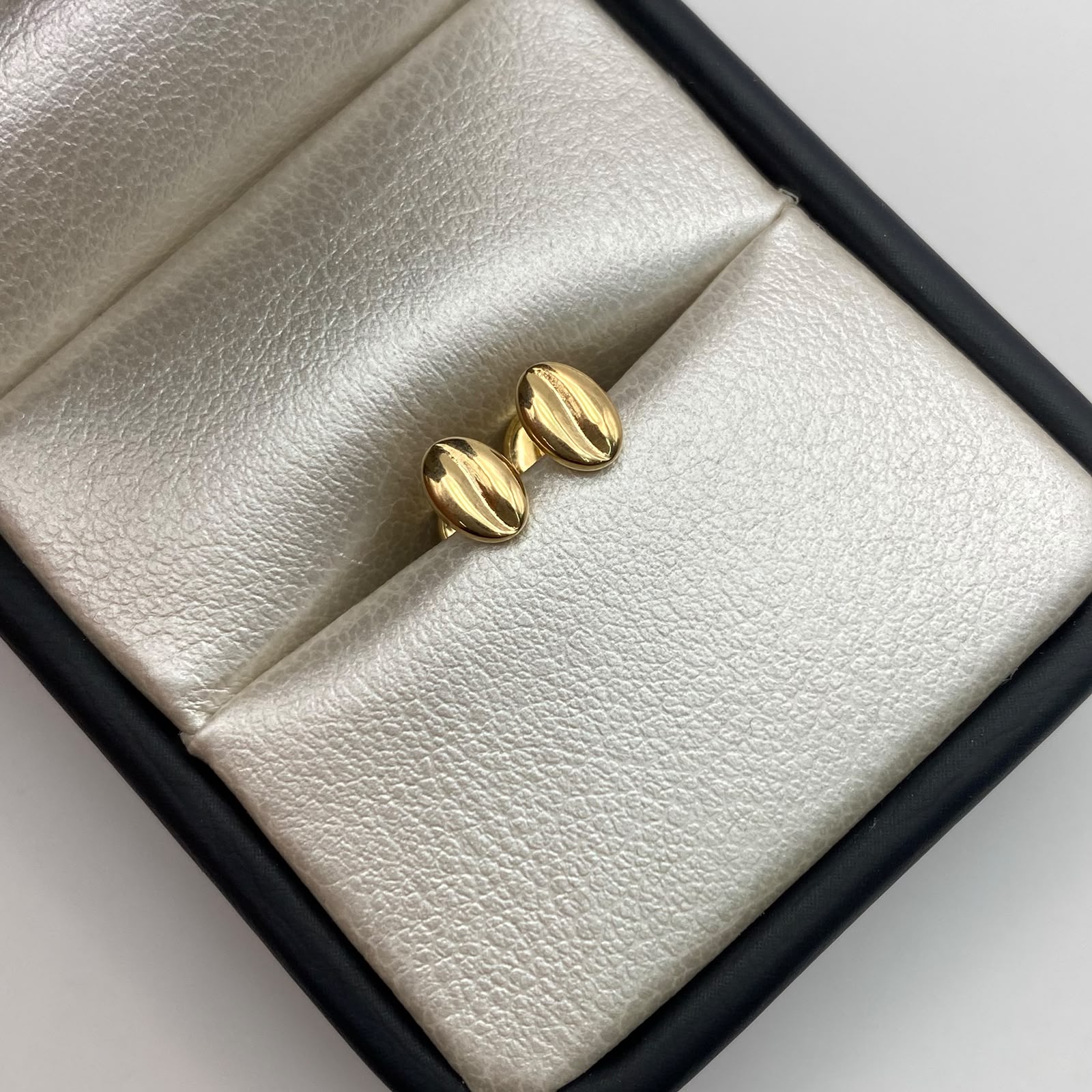 Topos Grano de cafe Oro amarillo 18k 0,5 Gr / 5 mm