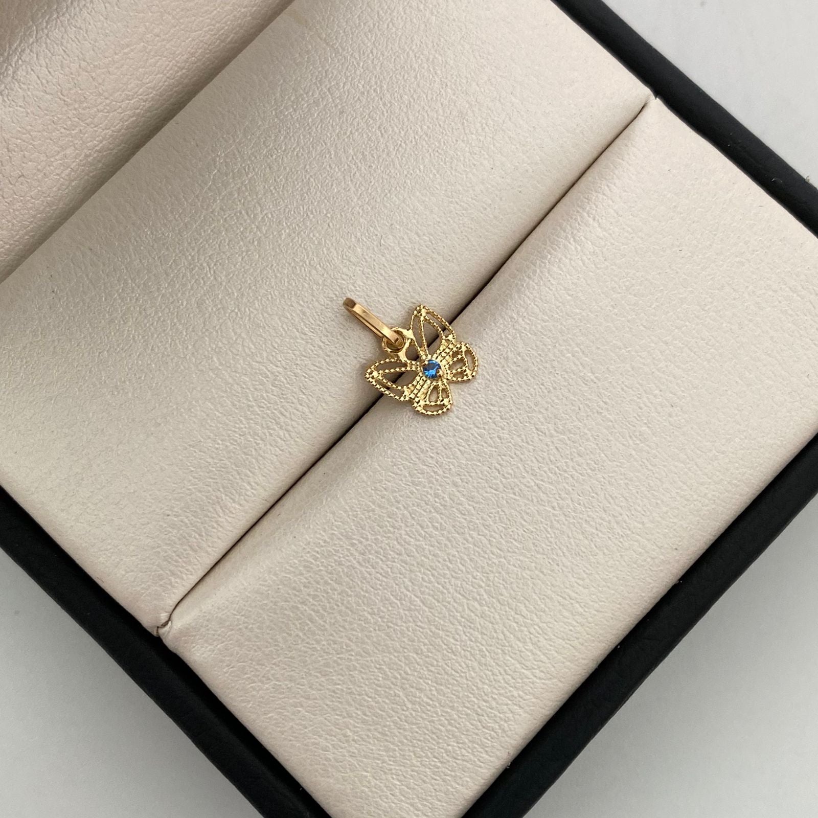 Dije Mariposa circon azul Oro amarillo 18k 0,5 Gr / 8,0 mm / 1,3 Cm