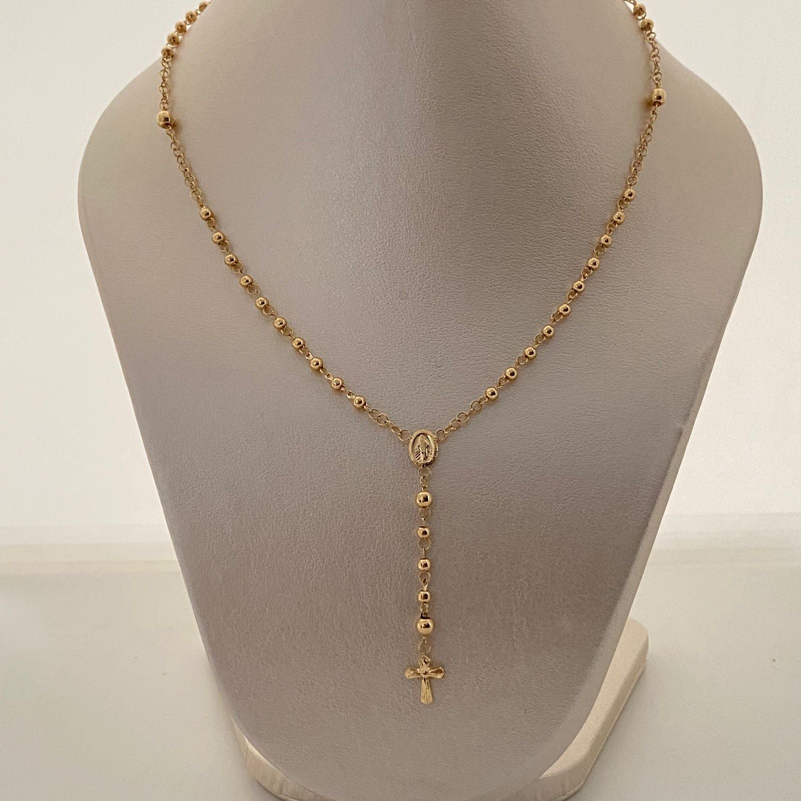 Rosario liso con virgen milagrosa  Oro amarillo 18k 7,20 Gr / 3 mm / 52 Cm Broche 0,60