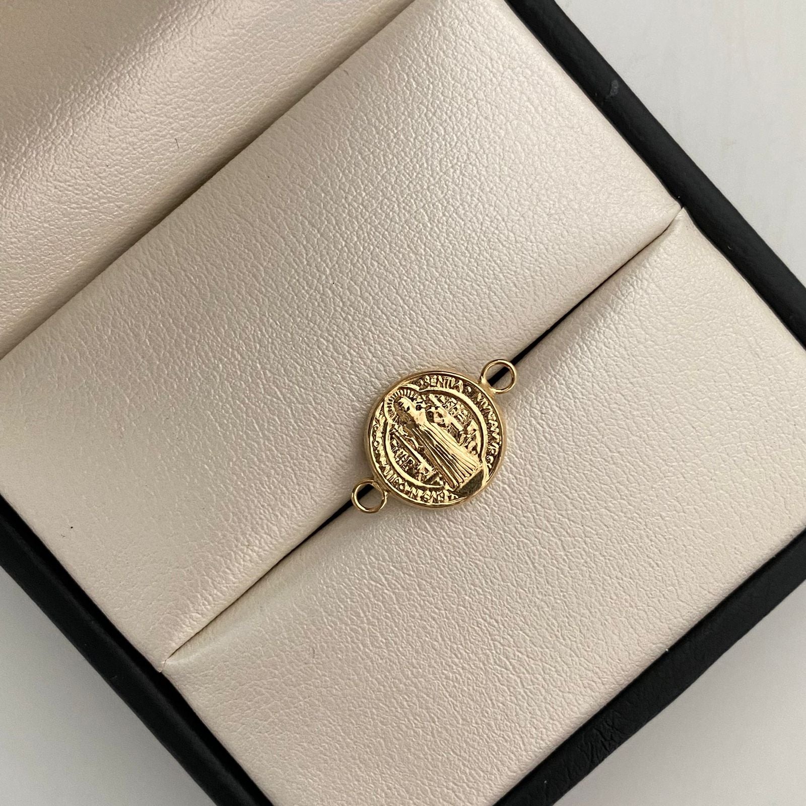 Herraje san benito Oro amarillo 18k 0,6 Gr / 1,5 Cm