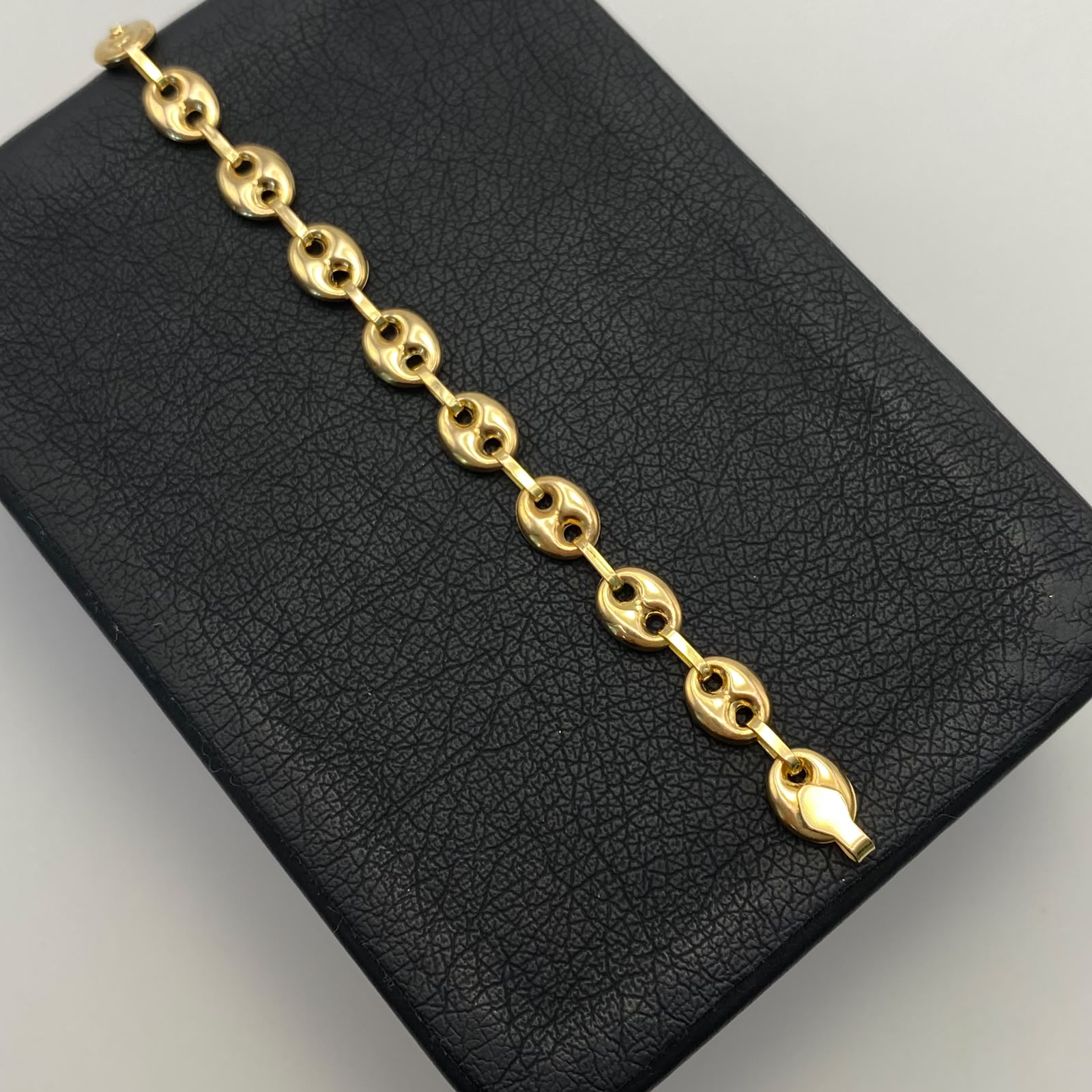 Pulso Gc Liso Oro amarillo 18k 5,35 Gr / 6,7 mm / 19,6 Cm Broche 0,60