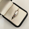 Anillo argolla con diamantes  Oro blanco 18k / Talla 8 1/2 / 5,7 Gr