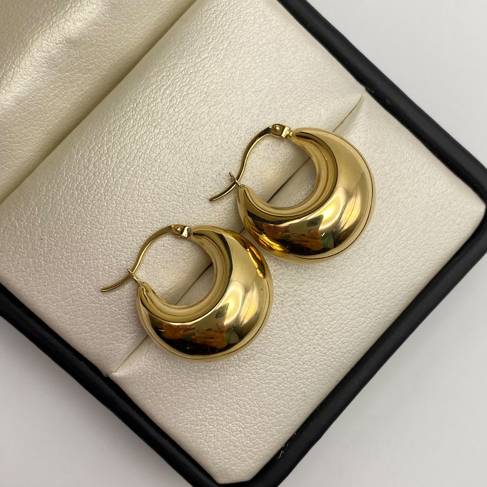 Candonga It inflada (joya) Oro amarillo 18k 4,79 Gr / 2 Cm