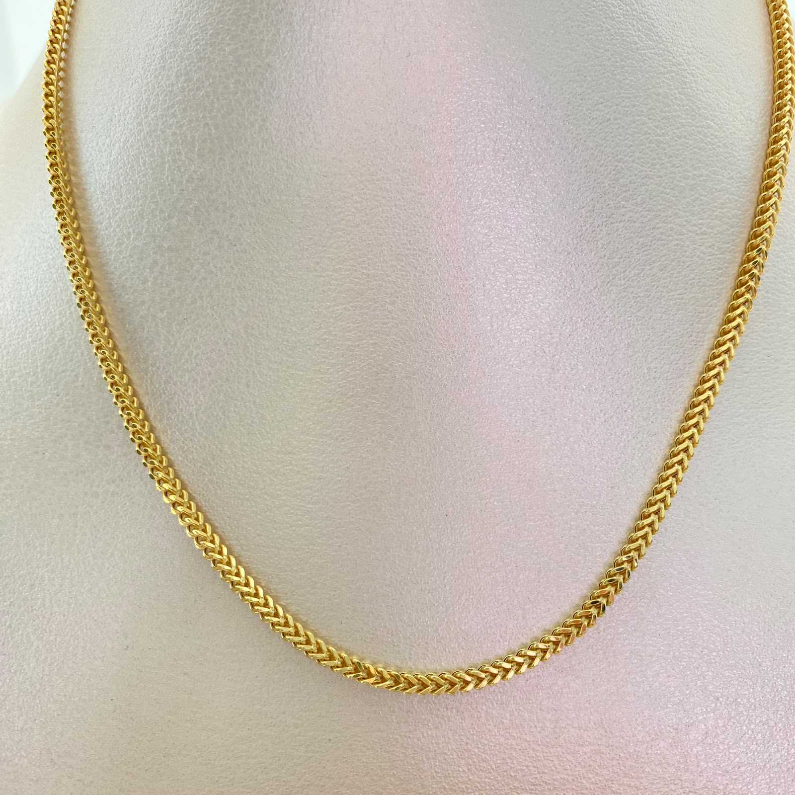 Cadena It Franco Oro amarillo 18k +1 / 9 Gr / 2,3 mm / 60 Cm