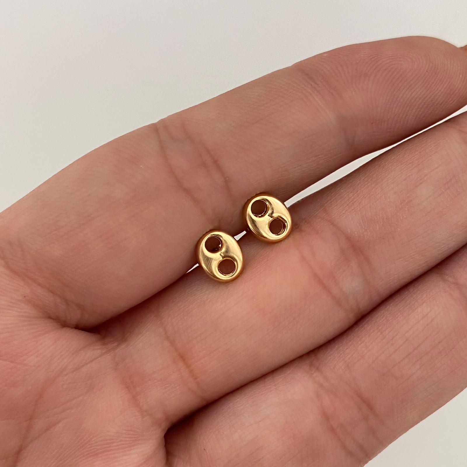Topos Gc Liso Oro amarillo 18k 0,6 Gr / 5,6 mm