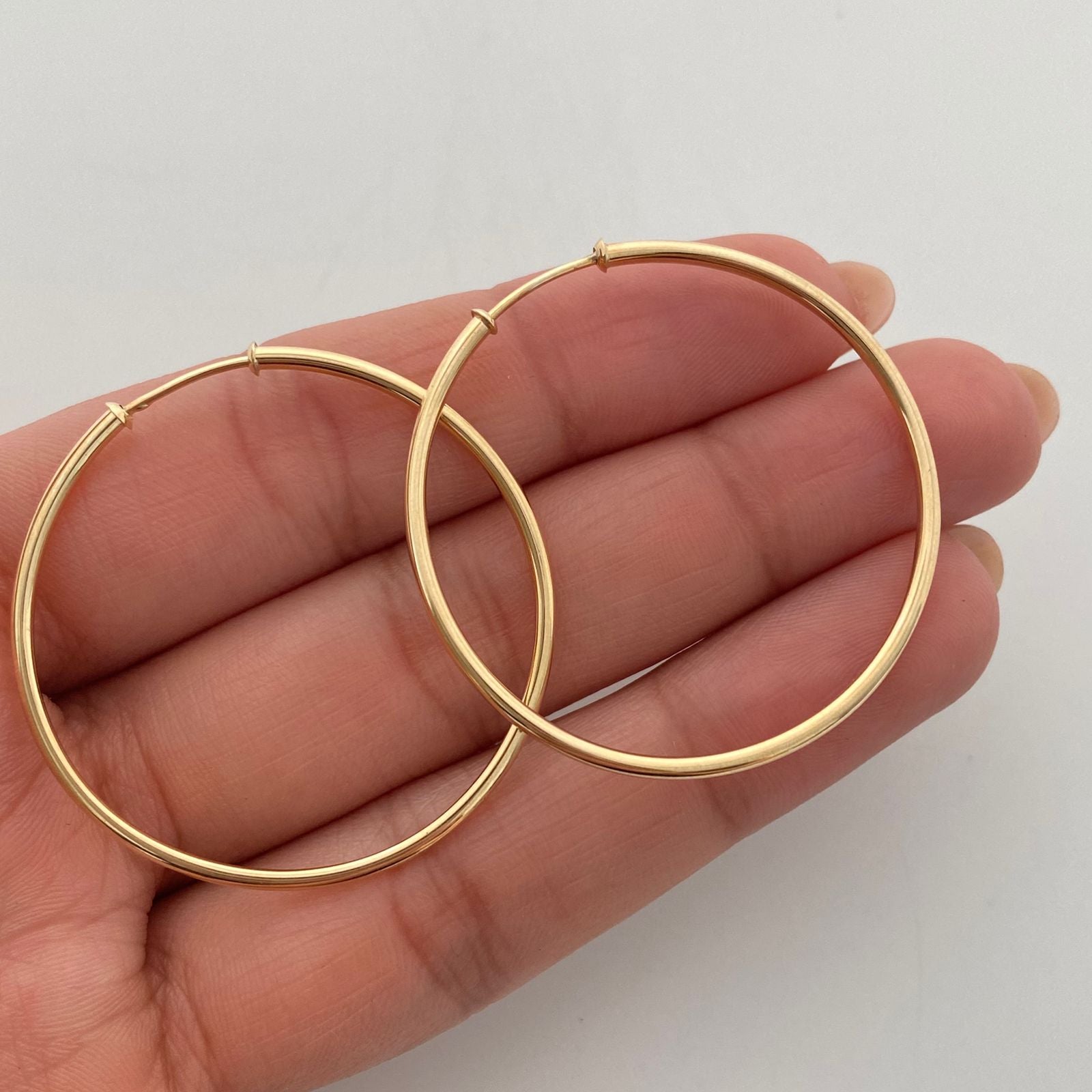 Candonga lisa  Oro amarillo 18k 3,25 Gr / 3,6 Cm