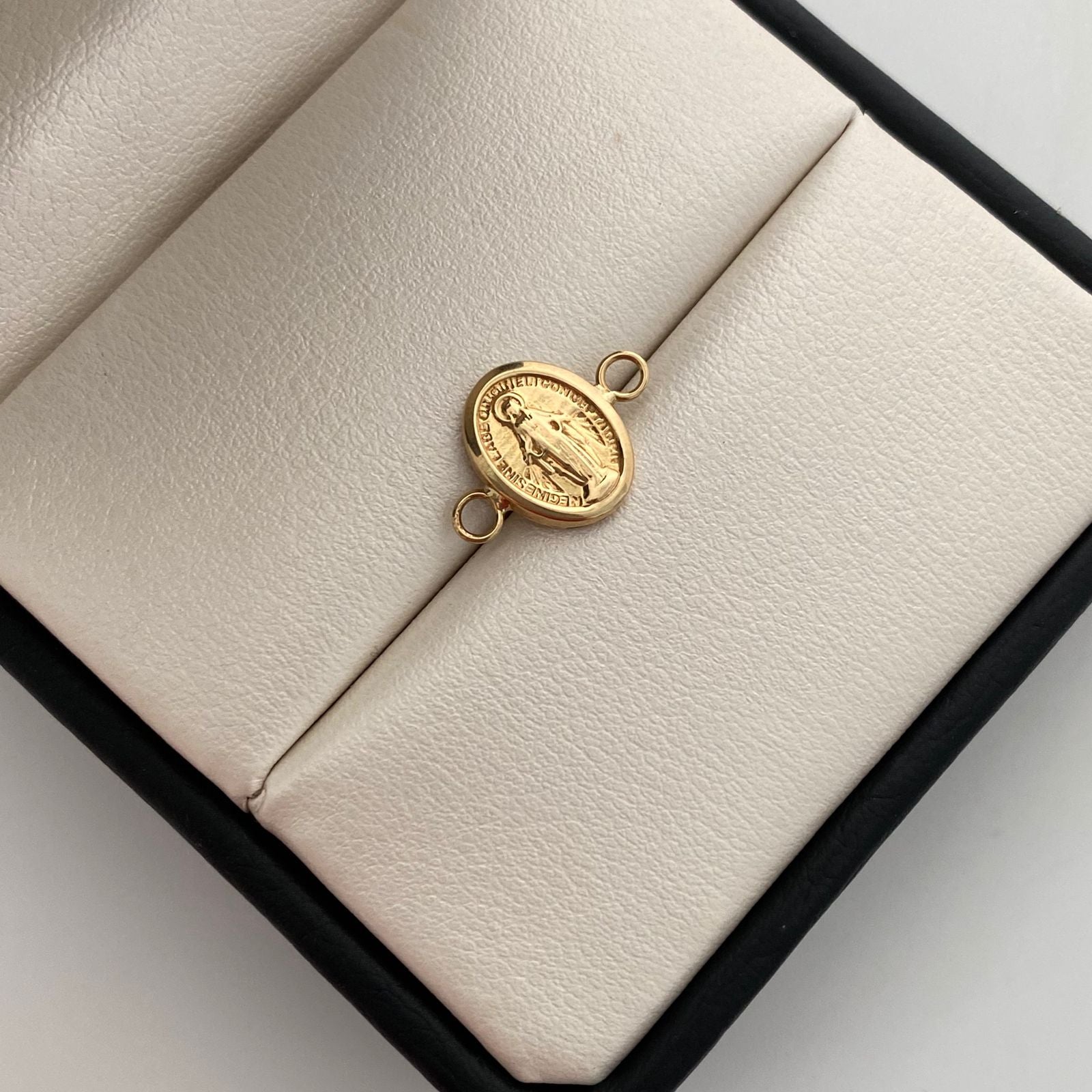 Herraje Virgen Milagrosa  Oro amarillo 18k 0,65 Gr / 1,2 Cm