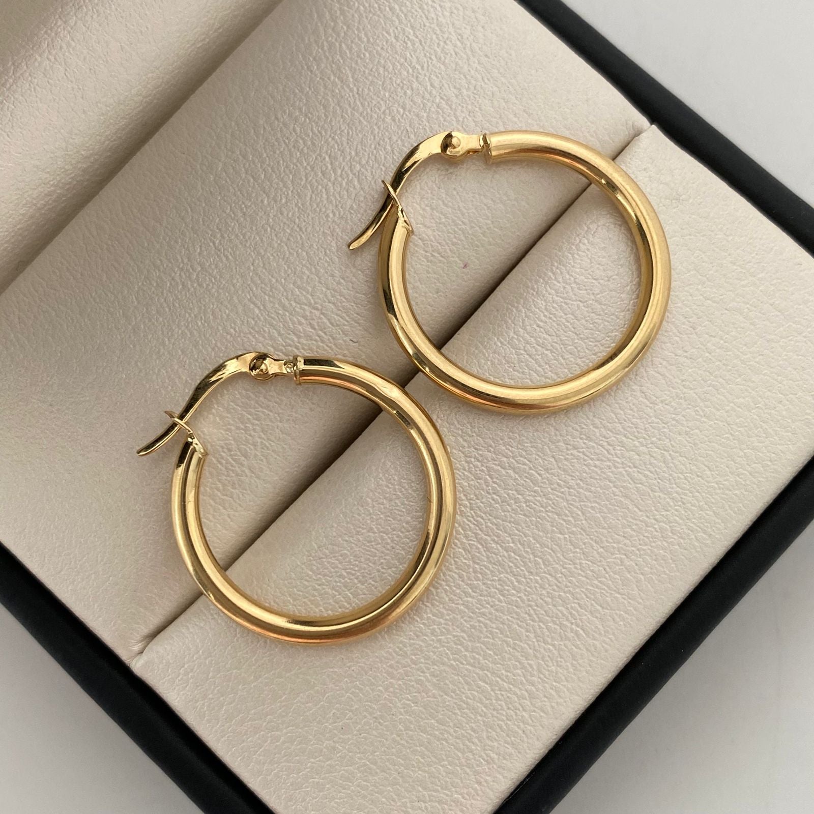 Candonga Lisa Oro amarillo 18k 2,30 Gr / 2,3 Cm