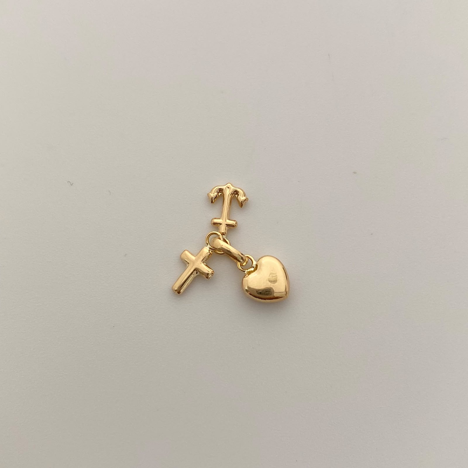Dije Tres Gracias Oro amarillo 18k 0,55 Gr / 6,6 mm / 1,5 Cm