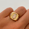 Anillo Troquel Virgen de Guadalupe Tres oros 18k / Talla 9 3/4 / 3,1 Gr / 4,8 mm