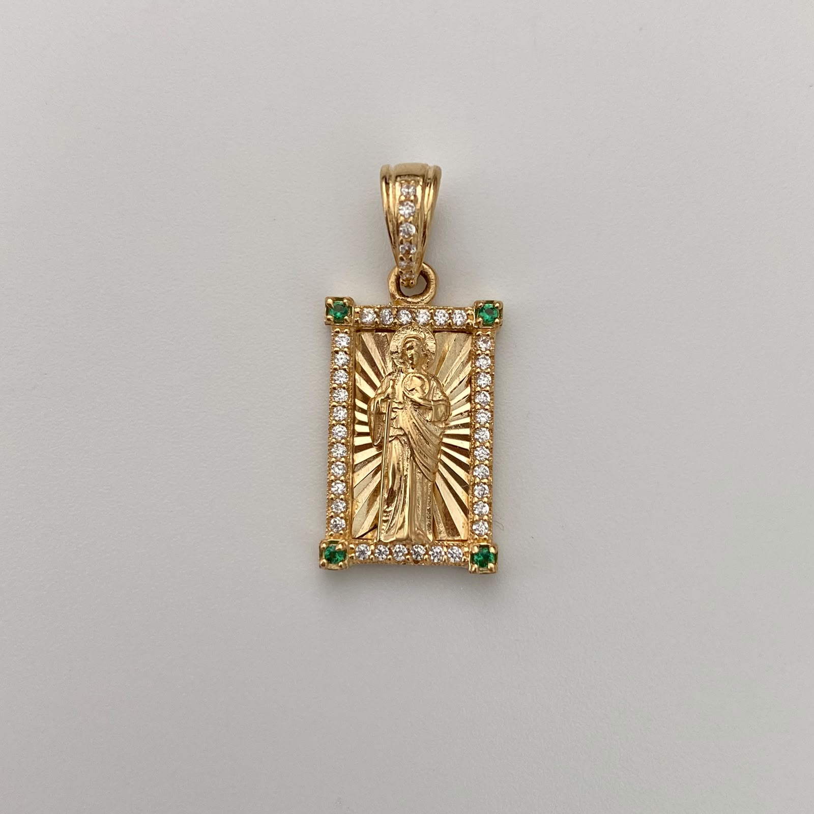 Dije Rectangular Casting Verde y blanco San Judas Oro amarillo 18k 3,25 Gr / 11,6 mm / 2,6 Cm