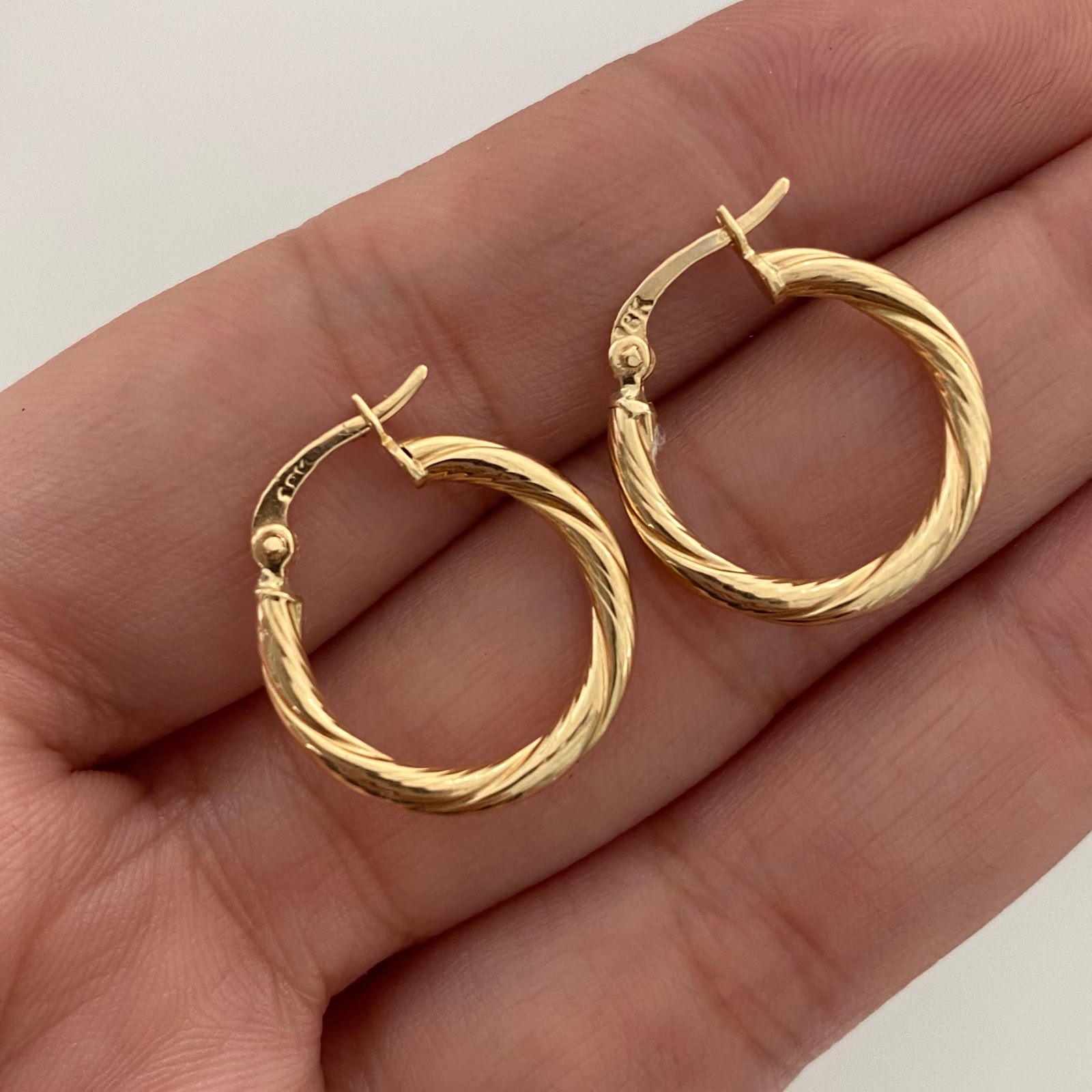 Candonga Entorchada Oro amarillo 18k 1,6 Gr / 2 Cm