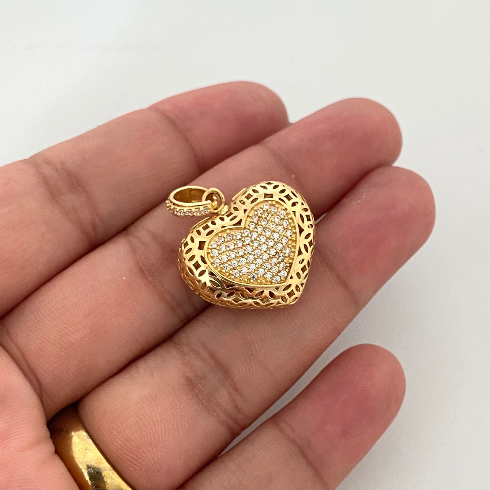 Dije corazon en malla casting Oro amarillo 18k 4,25 Gr / 3,7 Cm