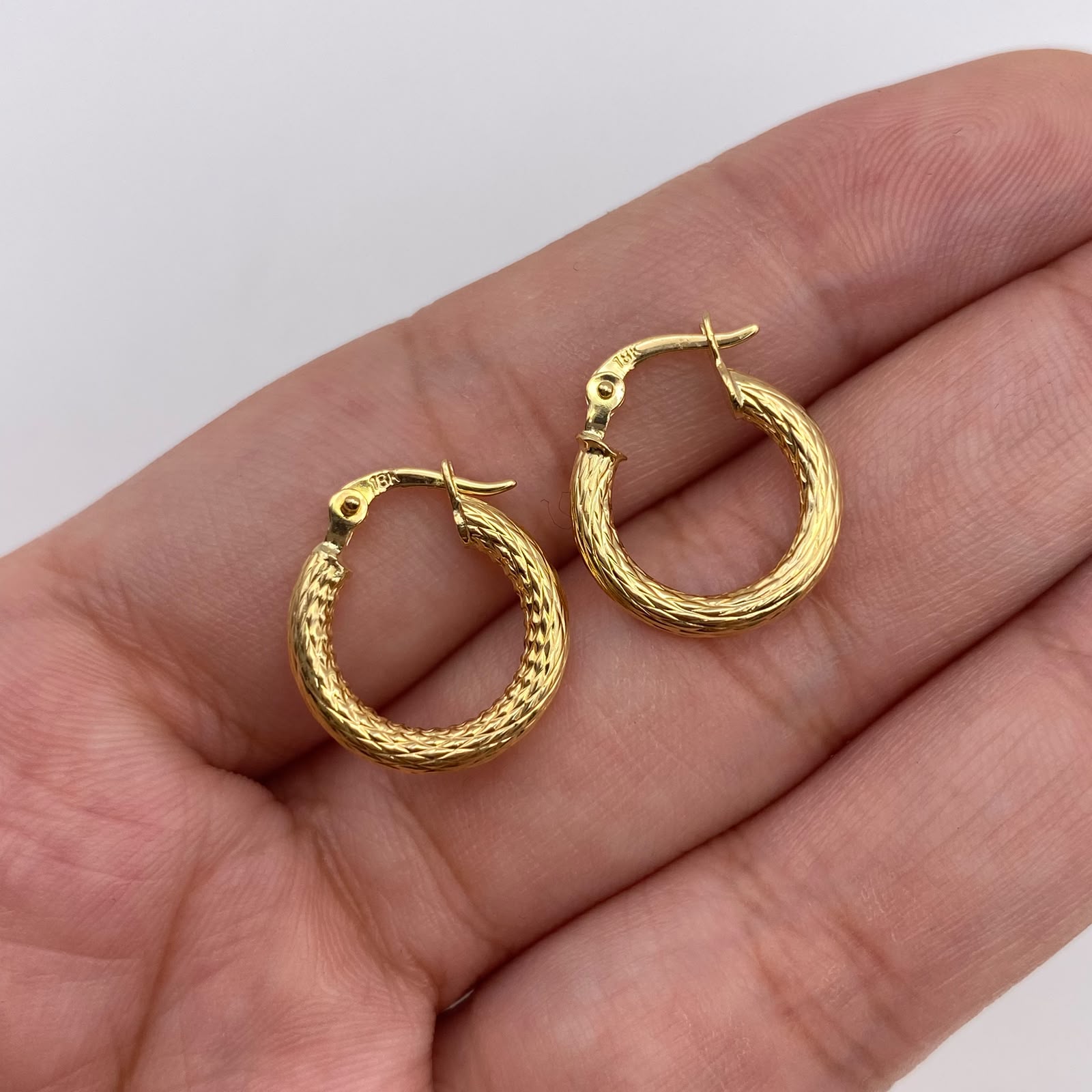 Candonga Serpiente Oro amarillo 18k 1,29 Gr / 1,6 Cm