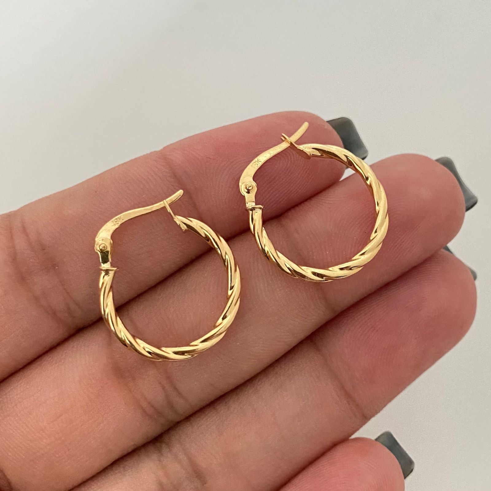 Candonga entorchada Oro amarillo 18k 1,15 Gr / 2,0 Cm