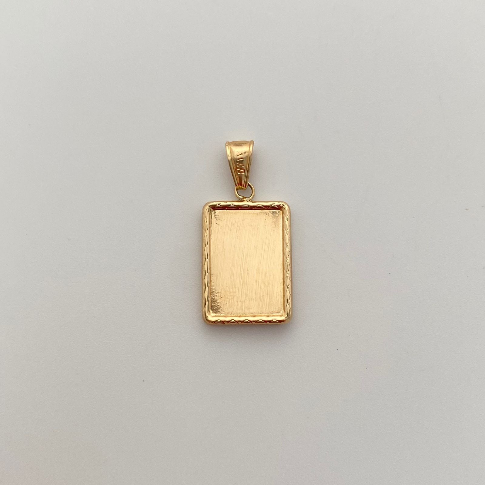 Dije Placa Fotograbado Oro amarillo 18k 1,45 Gr / 13,3 mm / 2,7 Cm