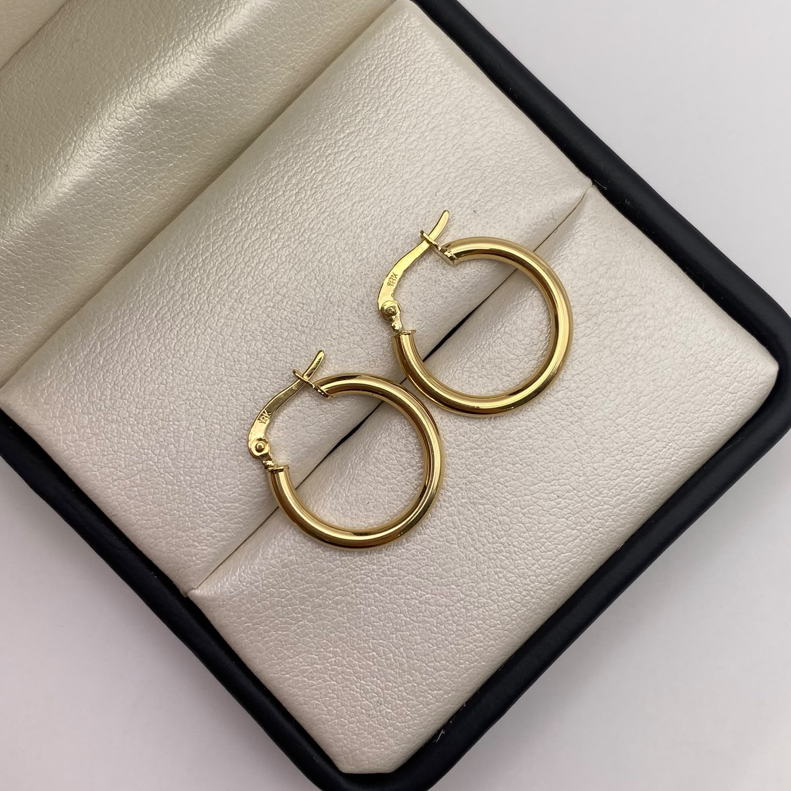 Candonga Lisa Oro amarillo 18k 1,48 Gr / 2,1 Cm