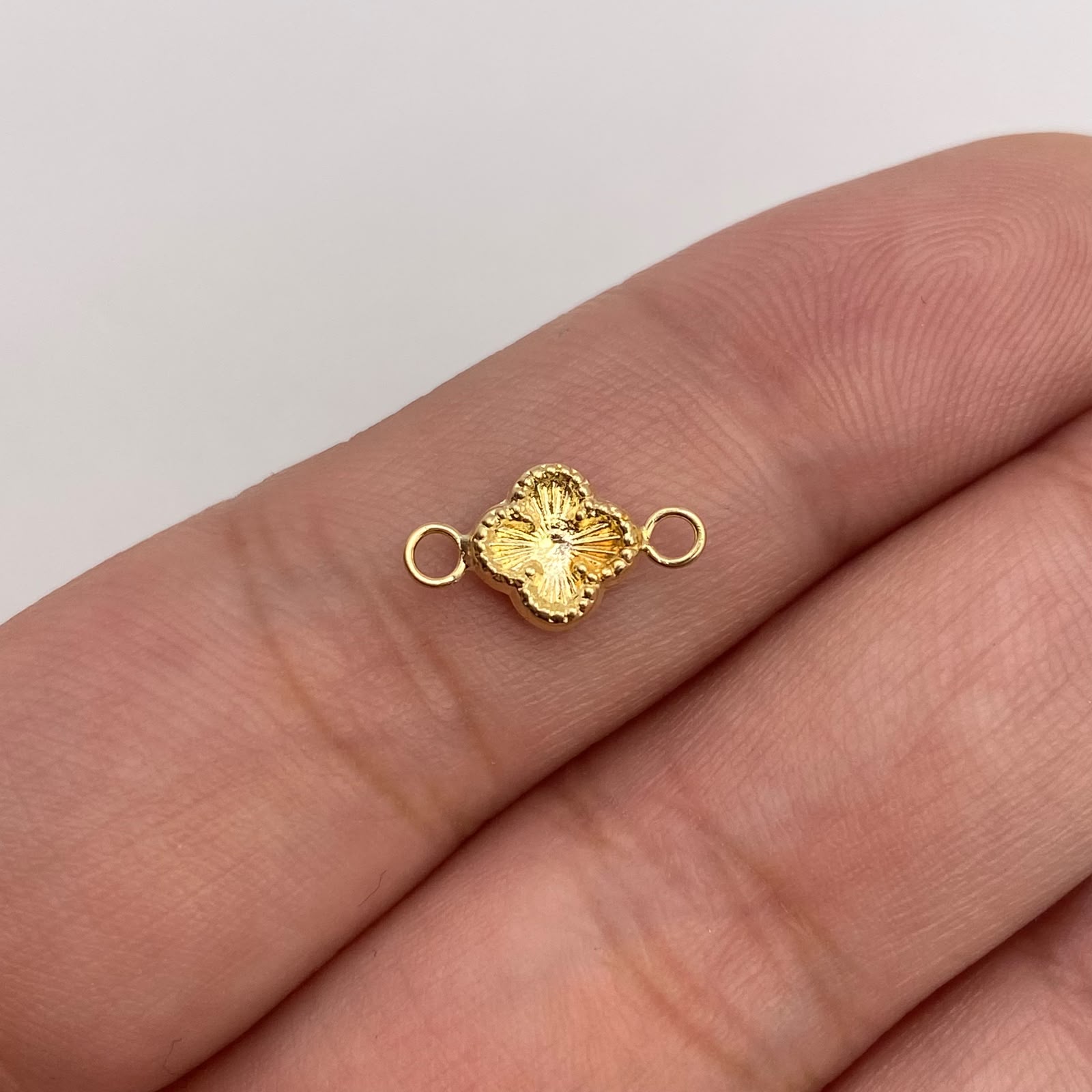 Herraje trebol diamantado Oro amarillo 18k 0,23 Gr / 1 Cm
