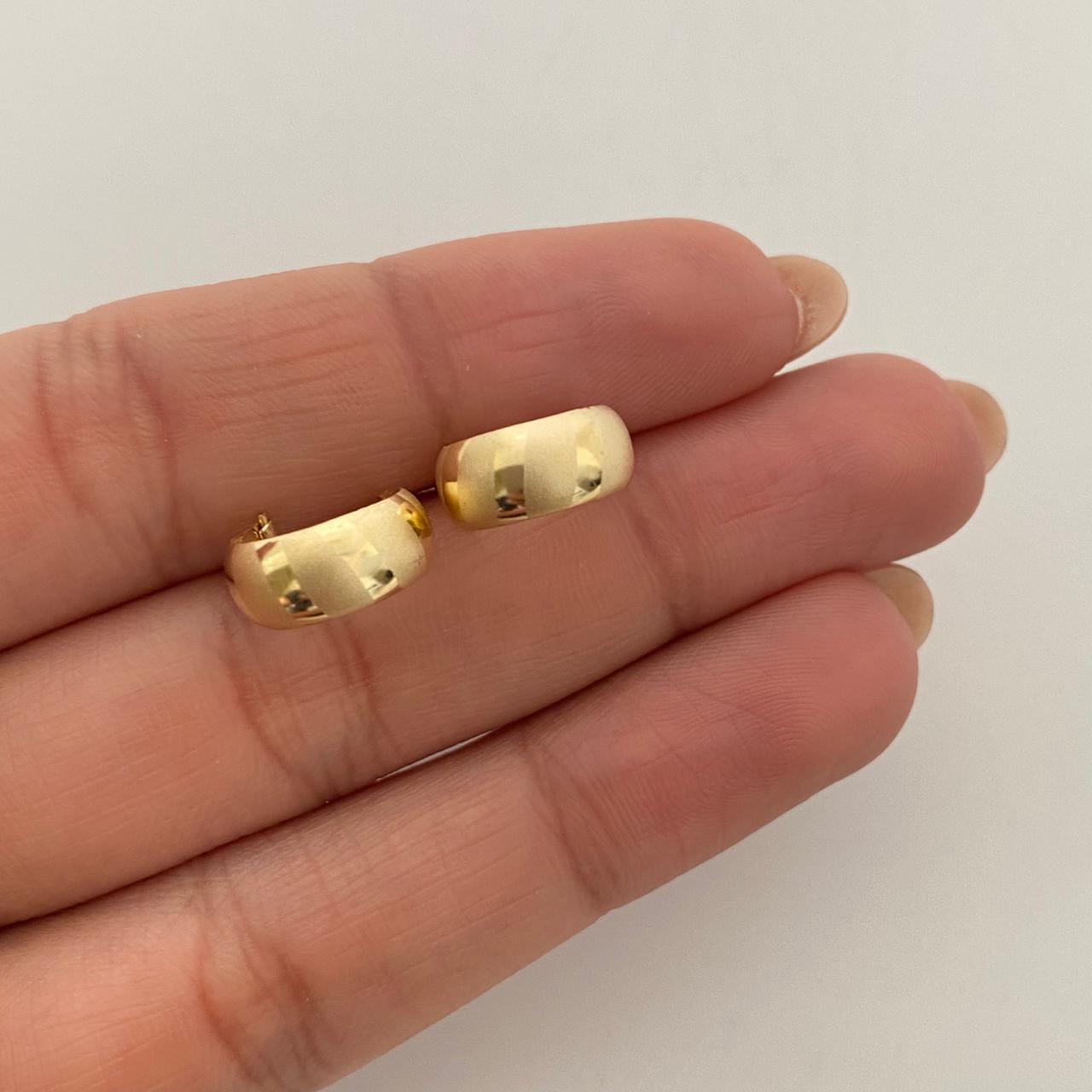 Candonga lisa diamantada  Oro amarillo 18k 1 Gr / 1,7 Cm