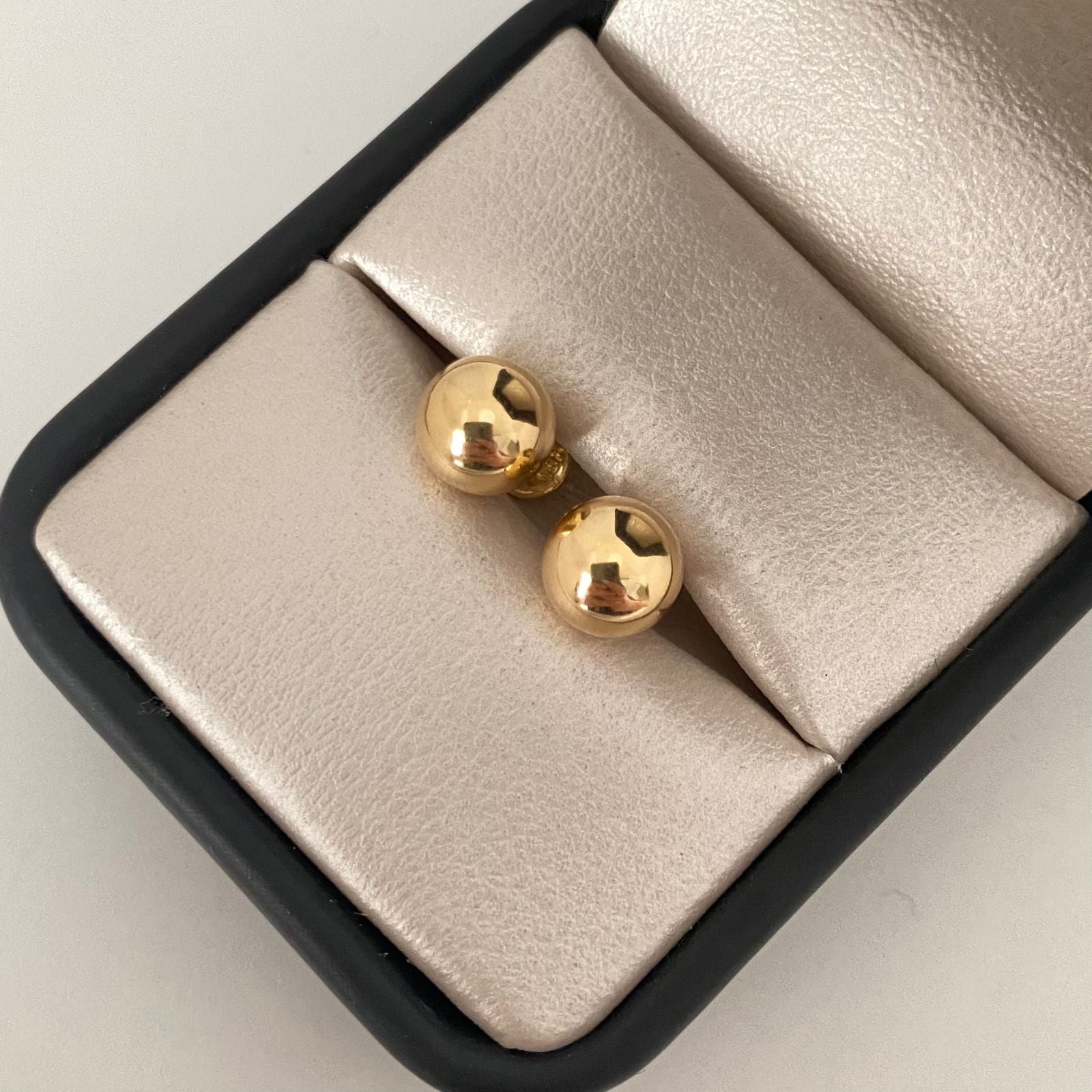 Topos bola lisa Oro amarillo 18k 0,85 Gr / 8,0 mm