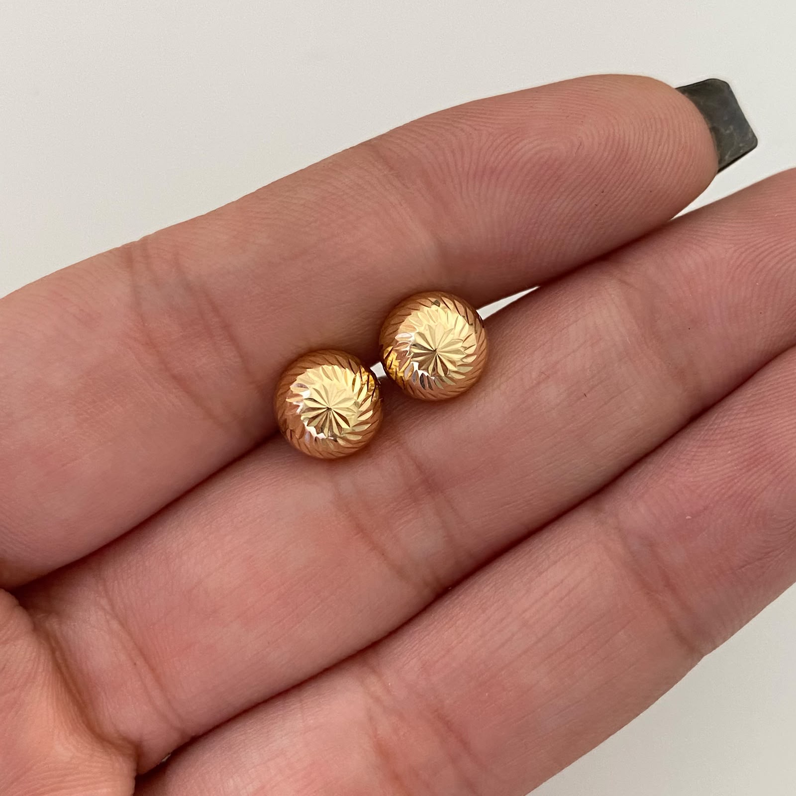 Topos Bola Diamantada 8mm Oro amarillo 18k 1,1 Gr
