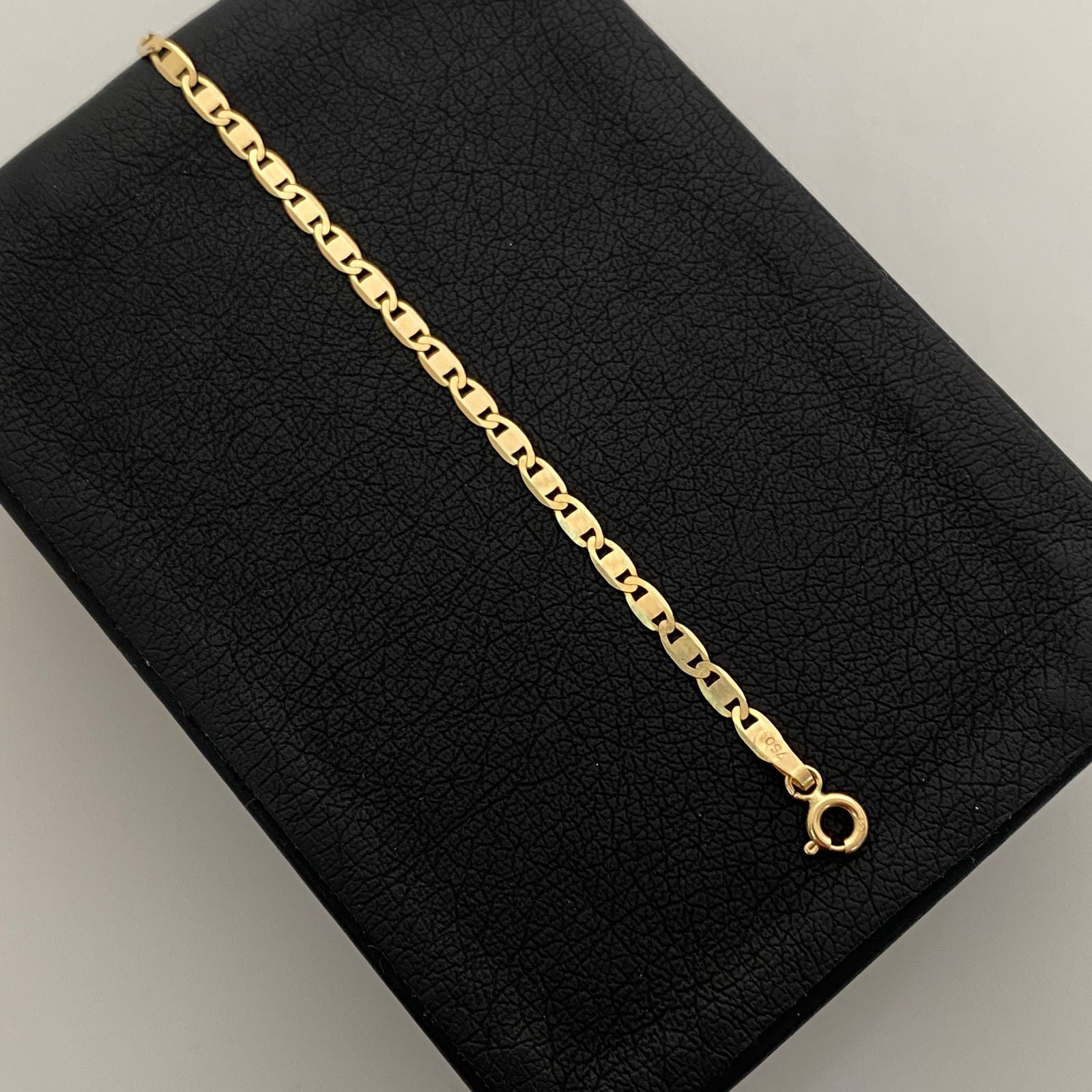 Pulso It Plana Lisa Oro amarillo 18k 2,45 Gr / 2,7 mm / 19 Cm