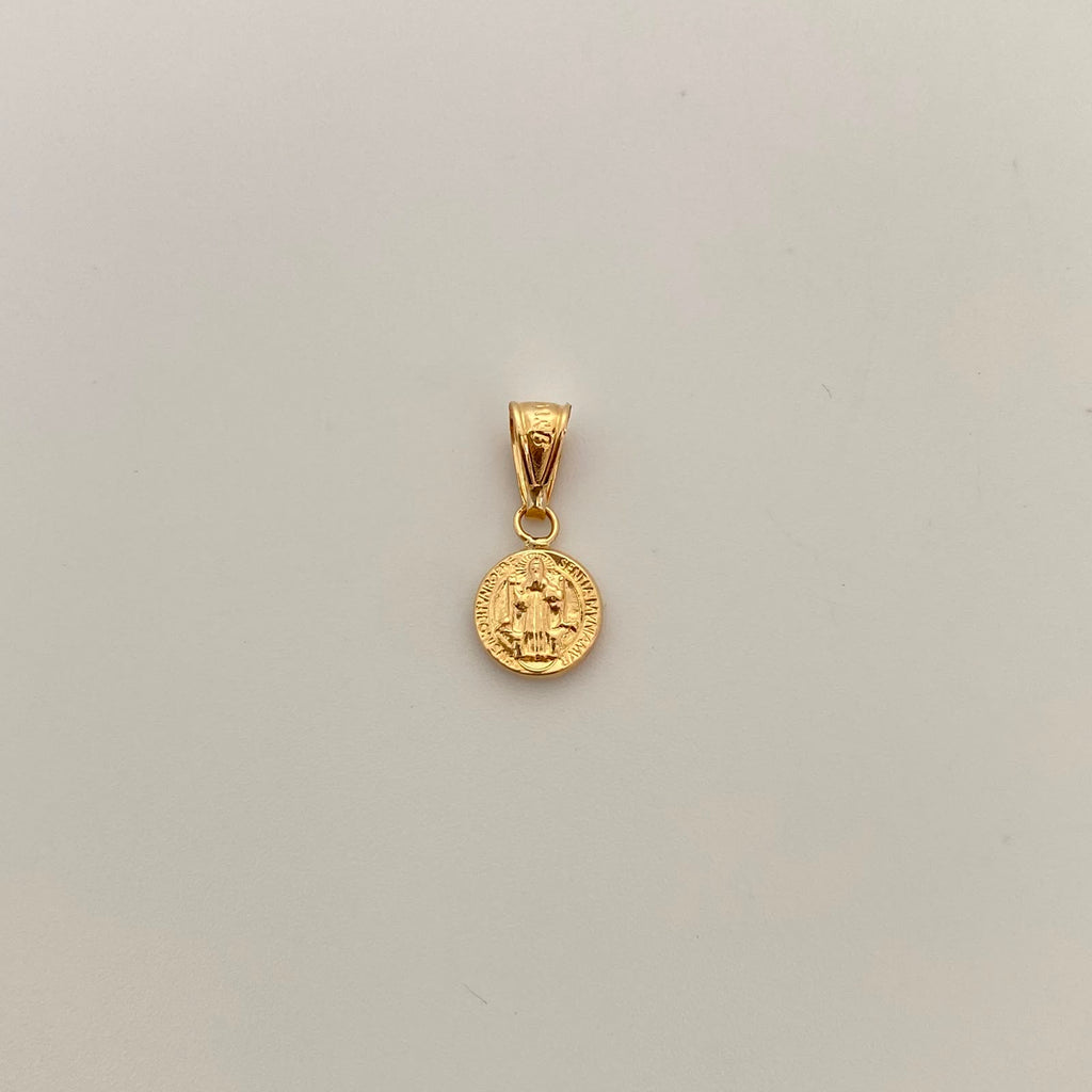 Dije San Benito Oro amarillo 18k 0,45 Gr / 8,6 mm / 1,7 Cm