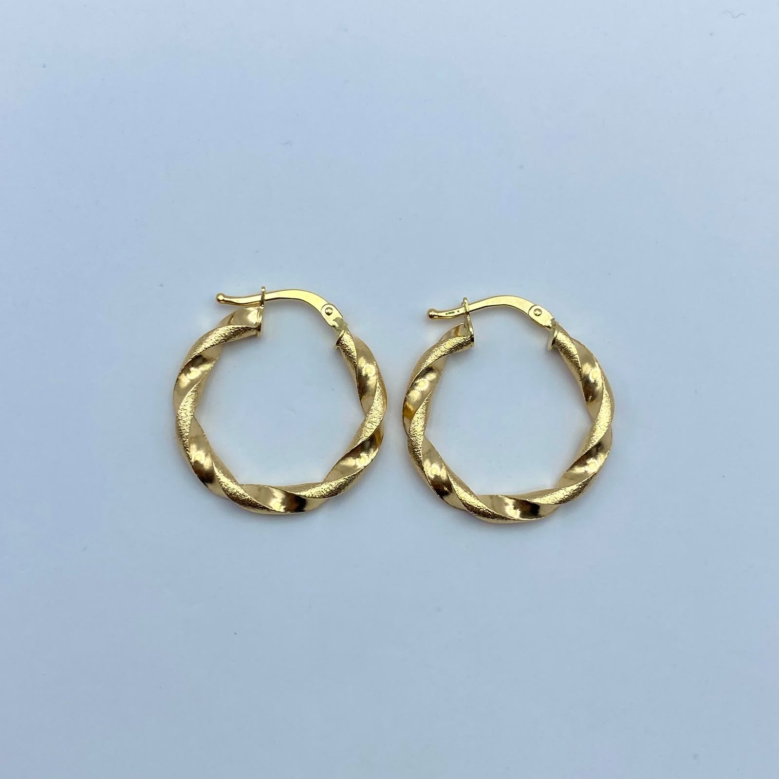 Candonga It entorchada Oro amarillo 18k 1,8 Gr / 2,2 Cm