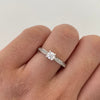 Anillo Solitario Oro blanco 18k / Talla 7 1/4 / 2,65 Gr / 2,3 mm