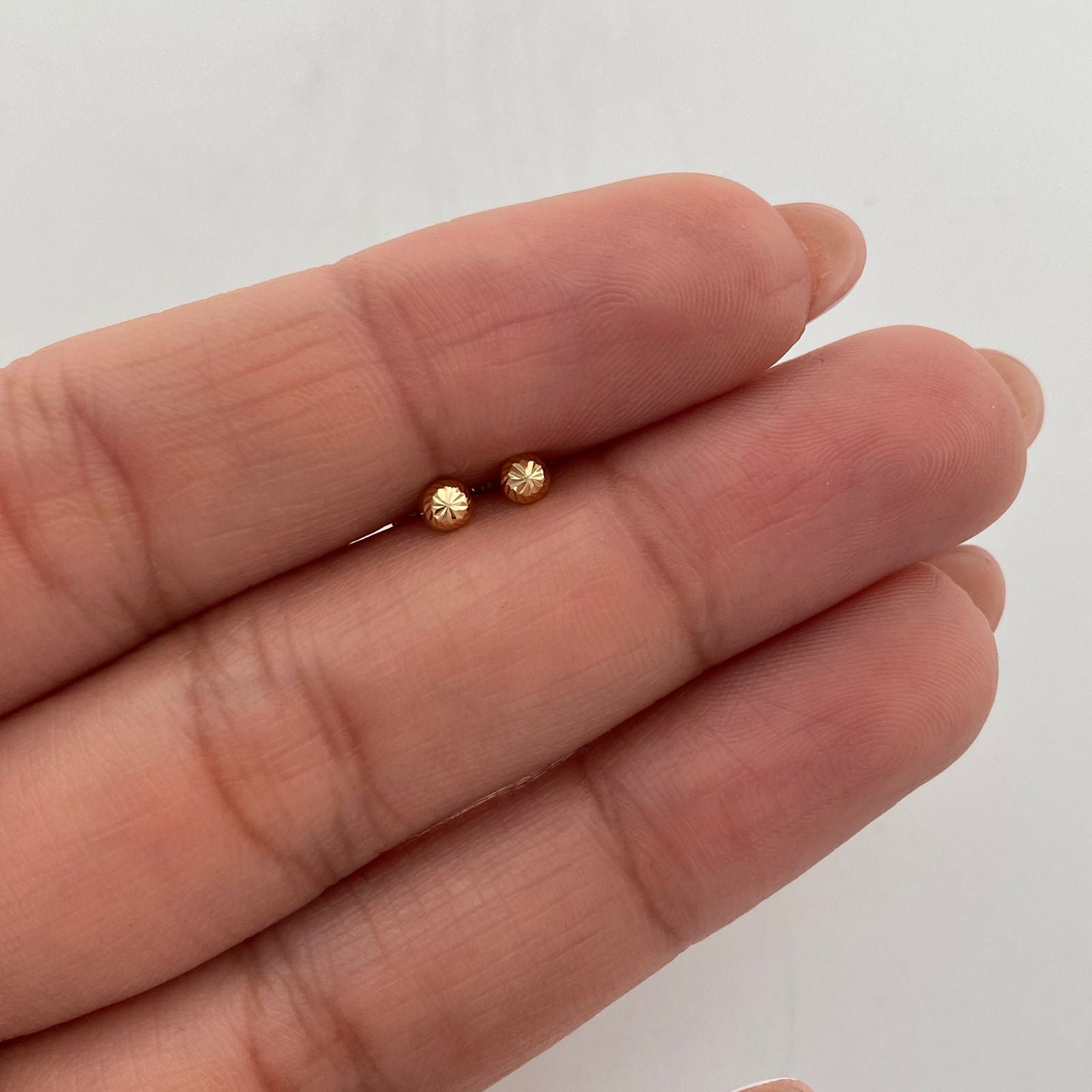 Topos Media Bola Diamantada 3mm Oro amarillo 18k 0,4 Gr
