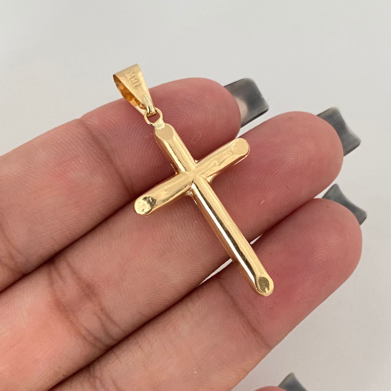 Dije cruz puntas biseladas Oro amarillo 18k 1,4 Gr / 4,0 Cm